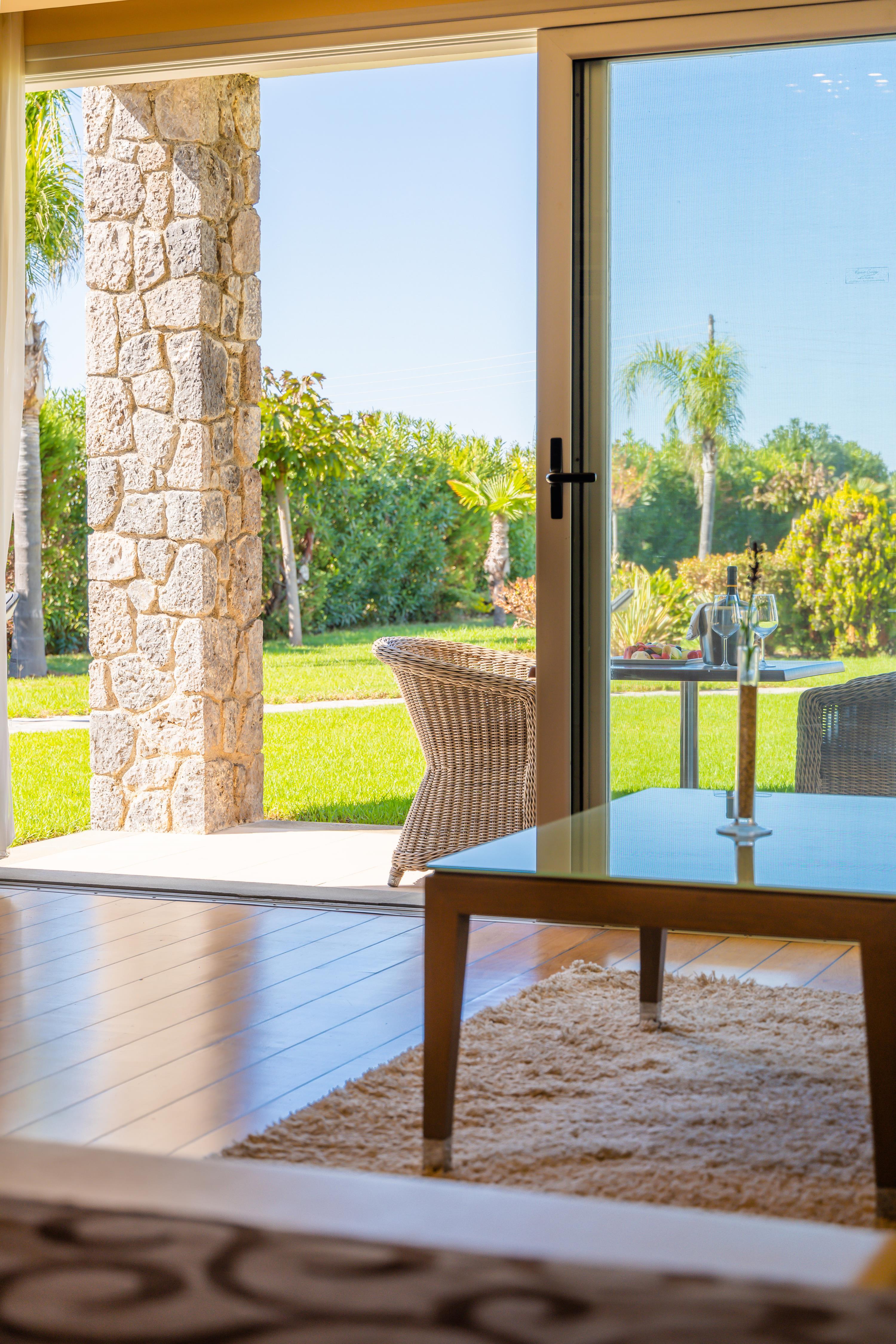 Restia Suites Exclusive Resort (Adults Only) Akharavi Extérieur photo