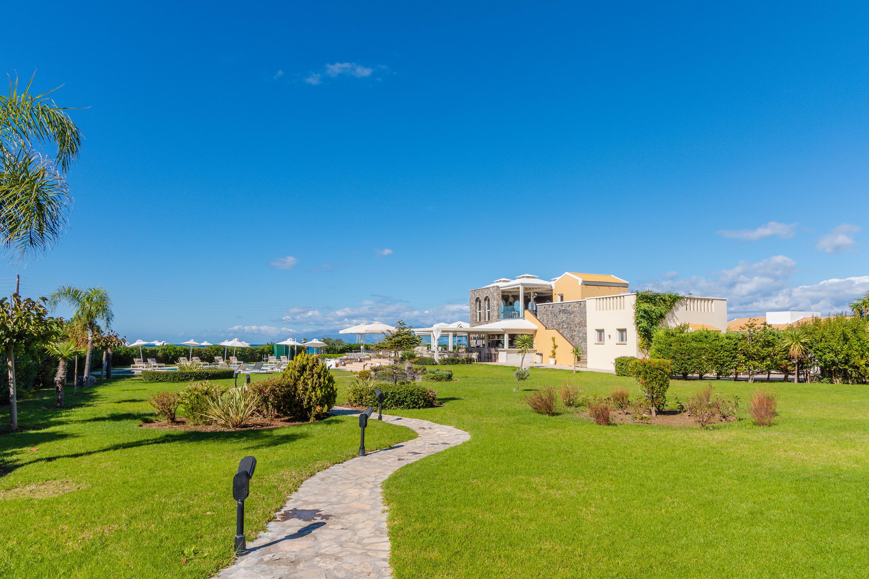 Restia Suites Exclusive Resort (Adults Only) Akharavi Extérieur photo